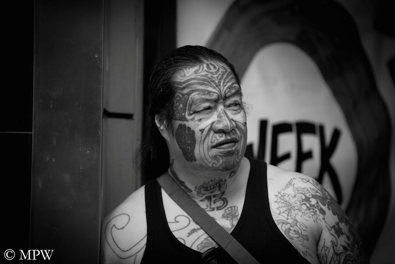 Auckland City street photo, Queent St, black and white